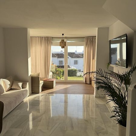 Stunning Chalet In Mijas-Costa Near Beach! Villa Exteriör bild